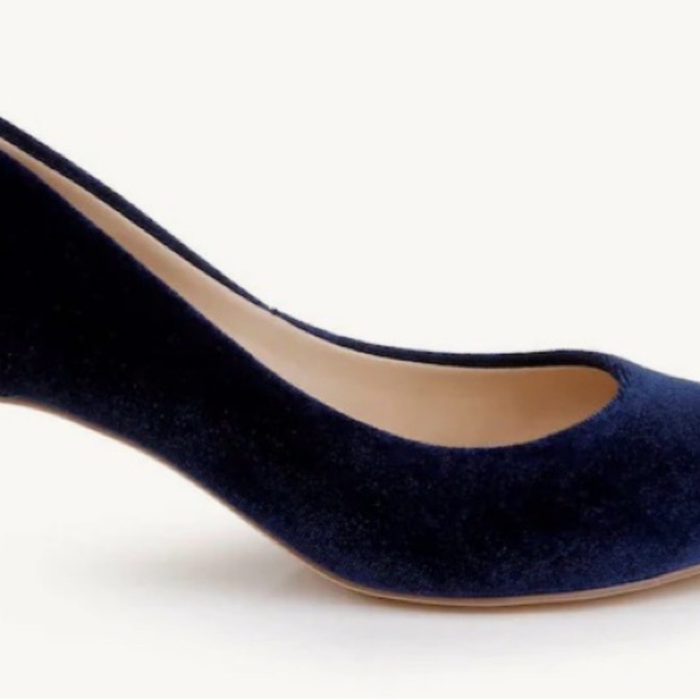 Badgley Mischka Navy Pointed-Toe Kitten Heel Pump - Picture 2 of 9